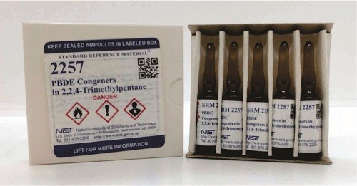 SRM 2257 - 2，2，4-三甲基戊烷中的多溴二苯醚同系物